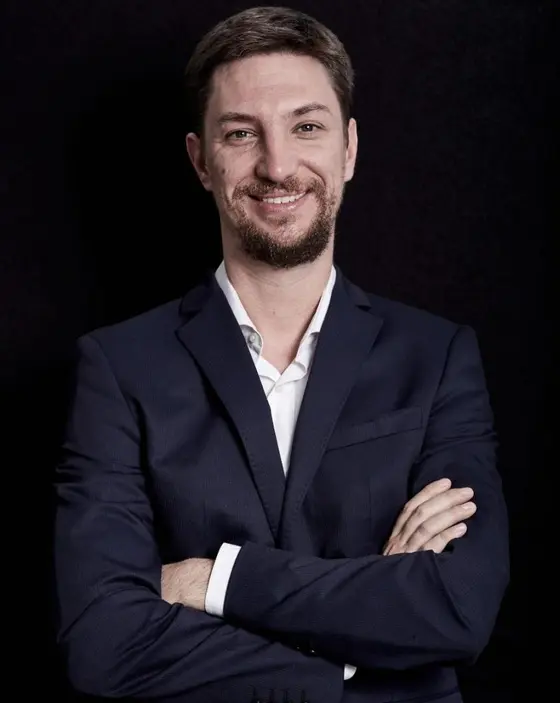Dr. Juan Lara Chao